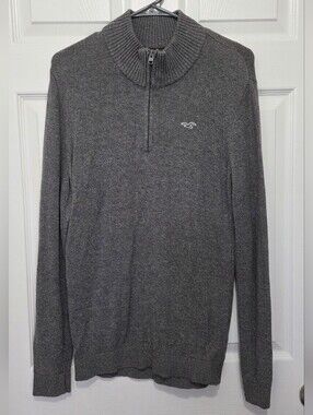 Hollister Men's Gray Quarter Zip Mock Neck Pullover Sweater Size Small Preppy